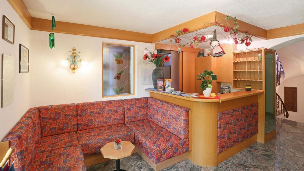 Pension Alpenhof B&B 콜레 이사르코 외부 사진