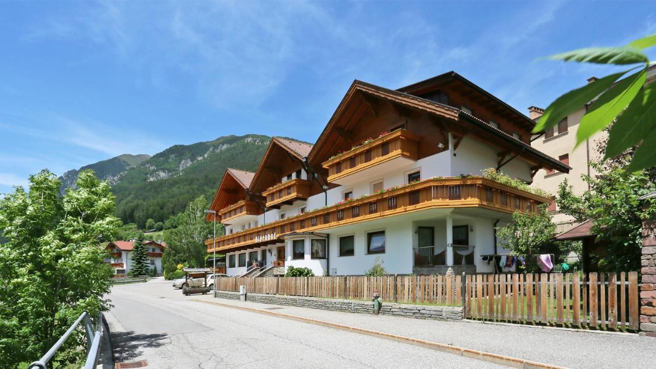 Pension Alpenhof B&B 콜레 이사르코 외부 사진