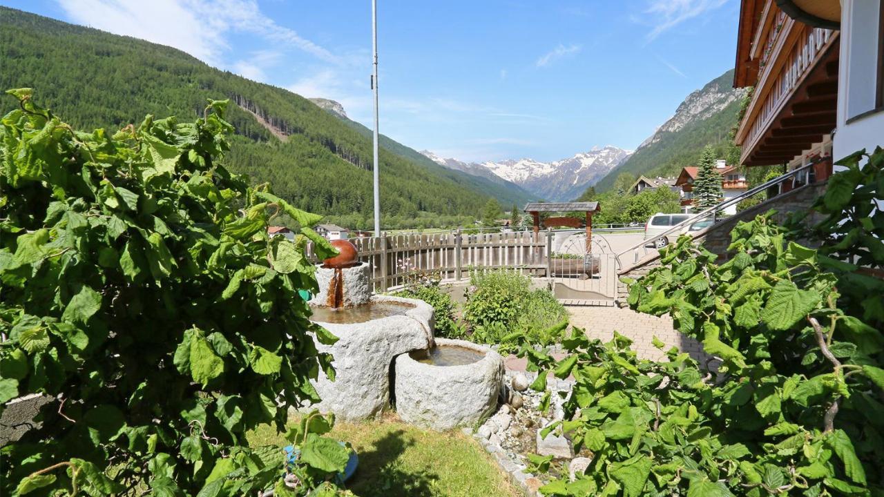 Pension Alpenhof B&B 콜레 이사르코 외부 사진