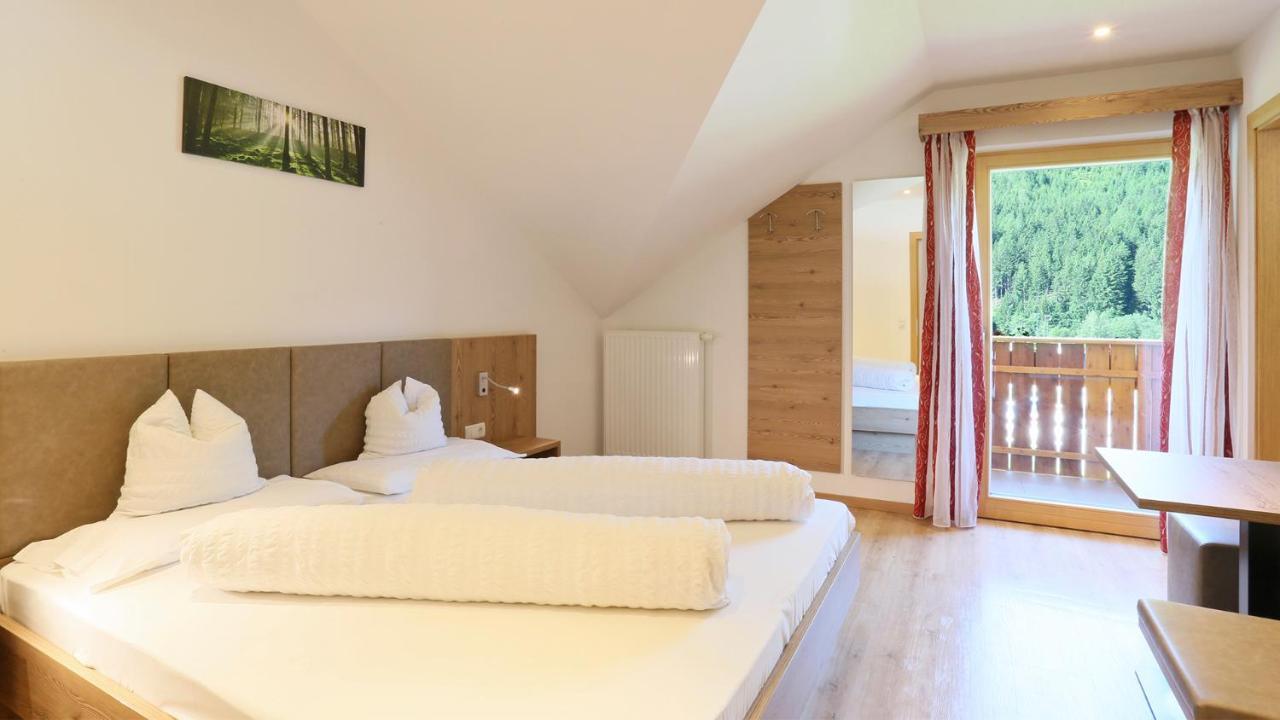 Pension Alpenhof B&B 콜레 이사르코 외부 사진