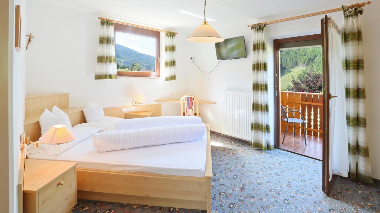 Pension Alpenhof B&B 콜레 이사르코 외부 사진