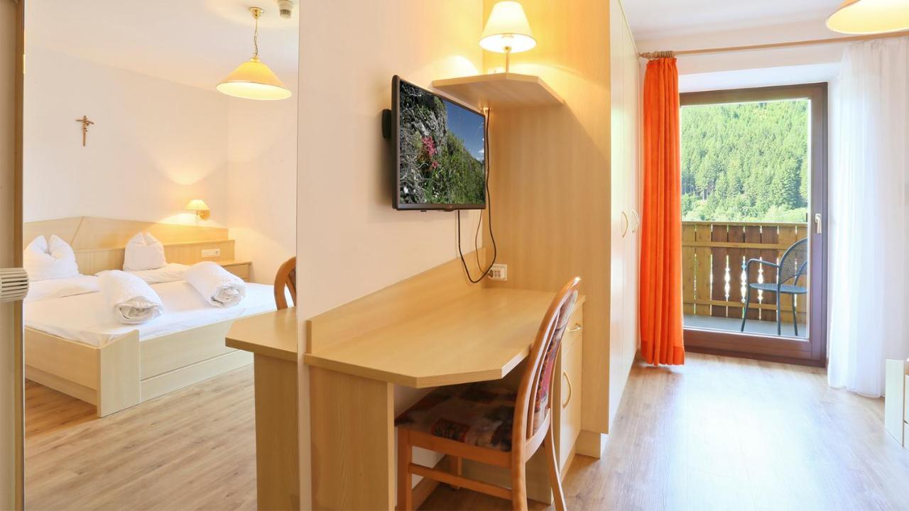 Pension Alpenhof B&B 콜레 이사르코 외부 사진
