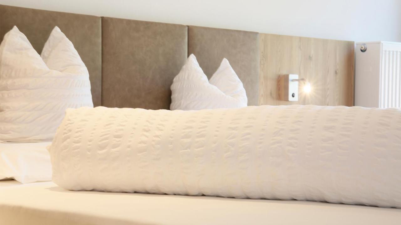 Pension Alpenhof B&B 콜레 이사르코 외부 사진