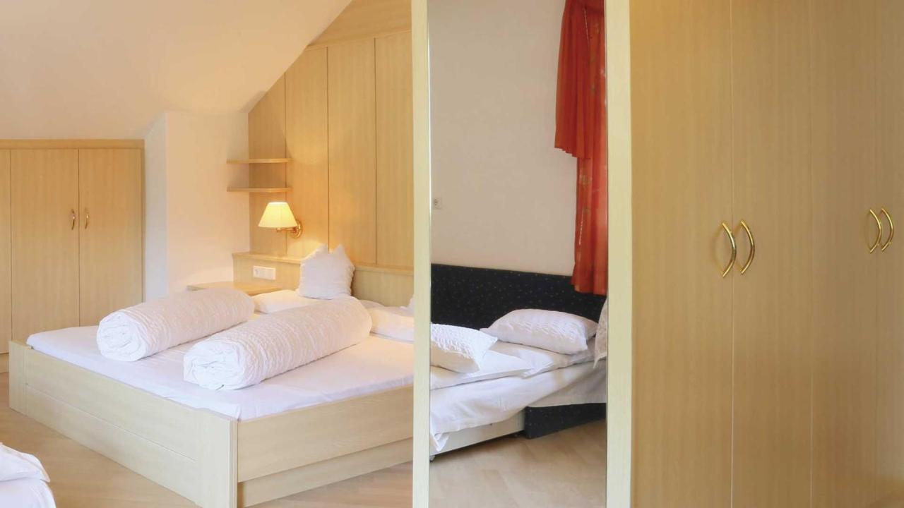 Pension Alpenhof B&B 콜레 이사르코 외부 사진